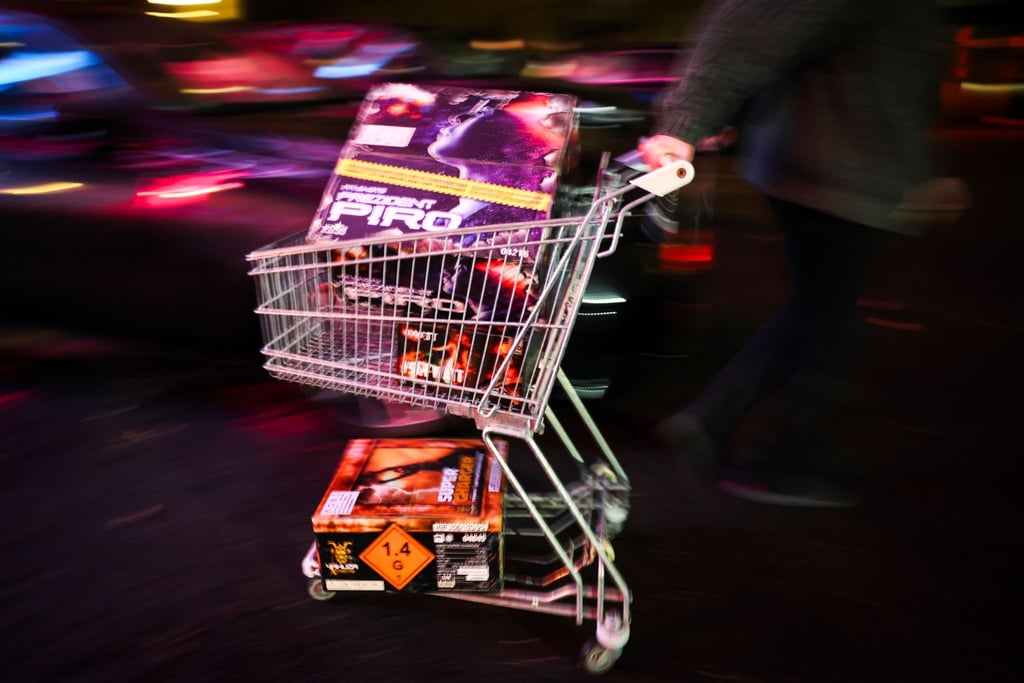 Feuerwerkskäufer werden in Thüringen zweimal für Einbrecher gehalten. (Symbolbild)