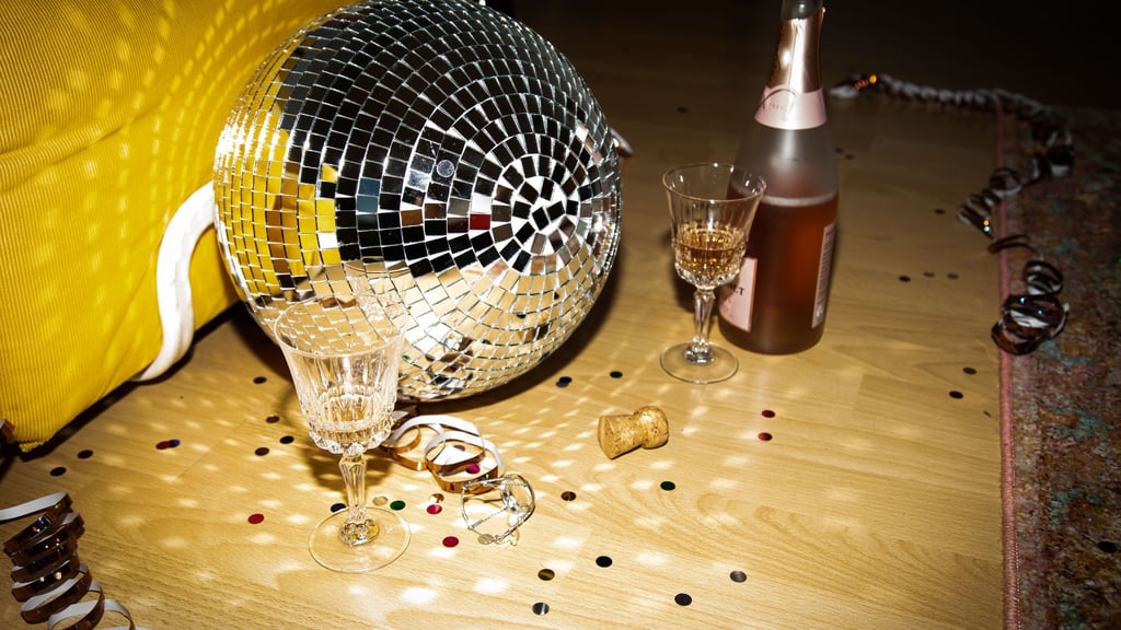 Nach einer durchzechten Nacht können Elektrolyte am nächsten Morgen den Kater etwas lindern.