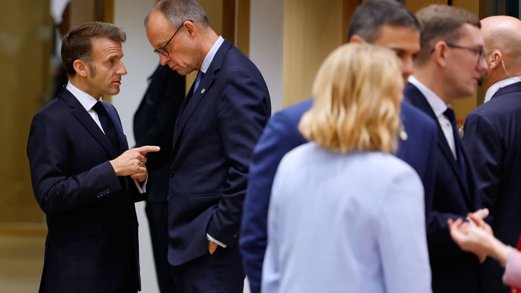 Miteinander gesprochen haben Merz und Macron in letzter Zeit häufig. Bei FCAS sind sie aber nicht zu einem Ergebnis gekommen. (Archivbild)