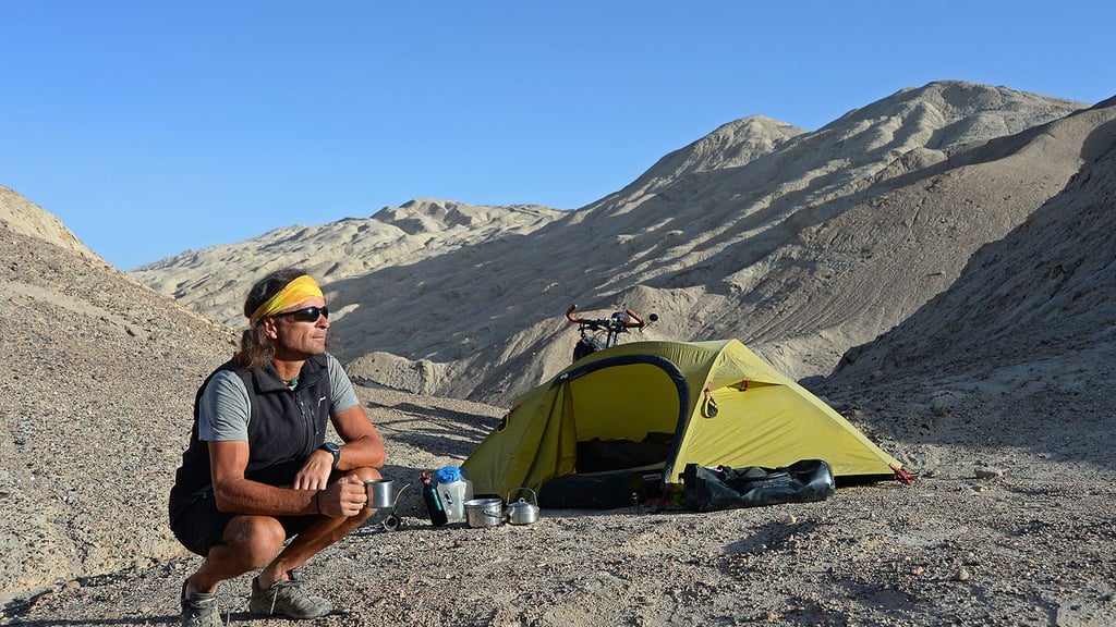 Thomas Meixner präsentiert eine Multivisionsshow über seine Reise mit dem Fahrrad auf der Seidenstraße in Genthin.