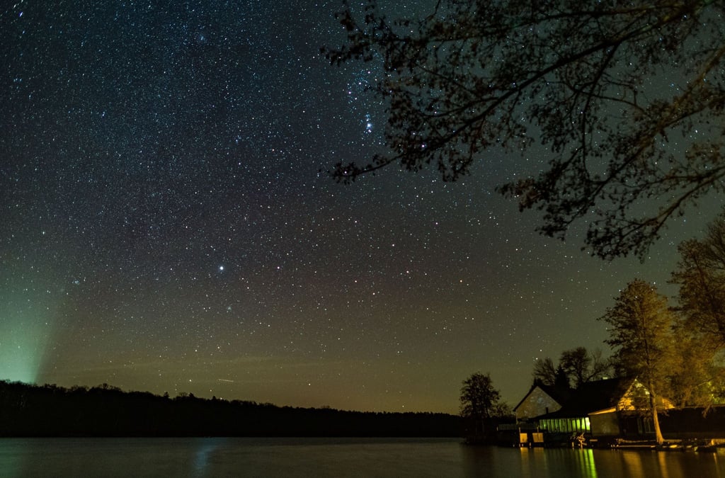 In der Silvesternacht lohnt nicht nur der Blick auf Raketengefunkel. (Archivbild)
