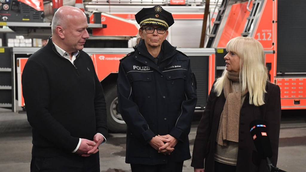 Die Berliner Polizei beschlagnahmte bis Silvester 220.000 Stück verbotene Pyrotechnik.
