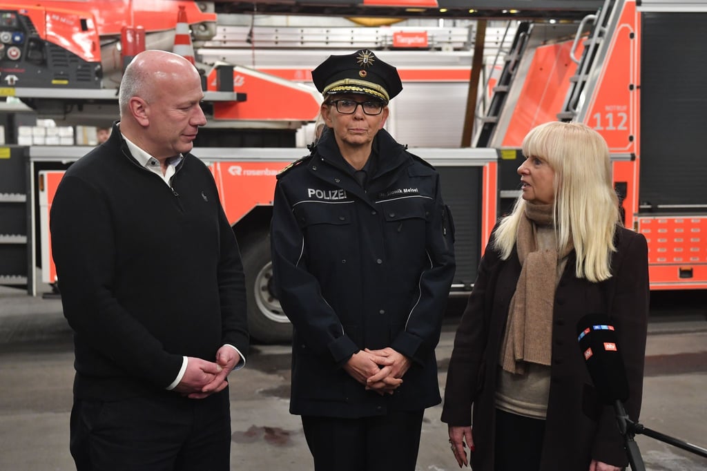 Die Berliner Polizei beschlagnahmte bis Silvester 220.000 Stück verbotene Pyrotechnik.