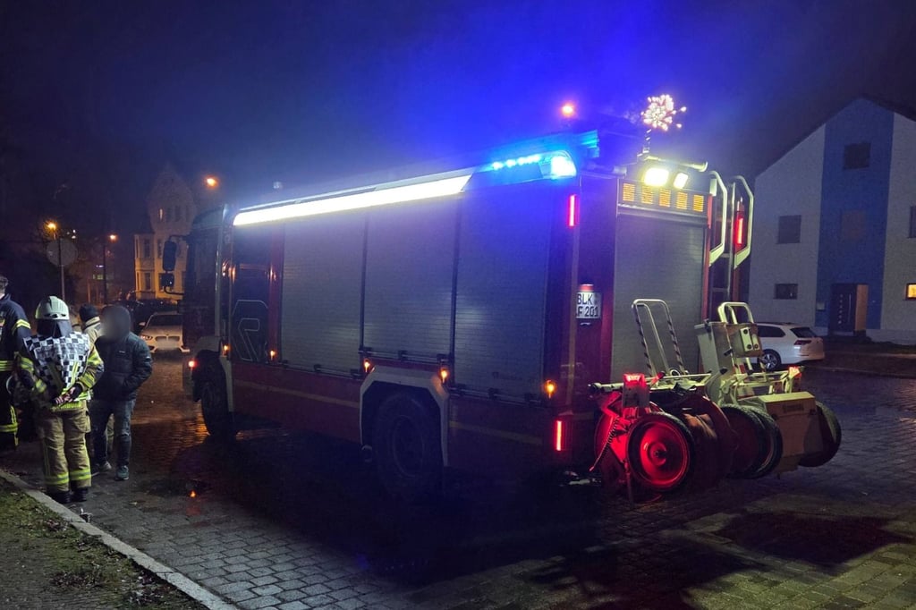 Allein in den ersten sieben Stunden des neuen Jahres rückte die Feuerwehr in Naumburg siebenmal aus. 