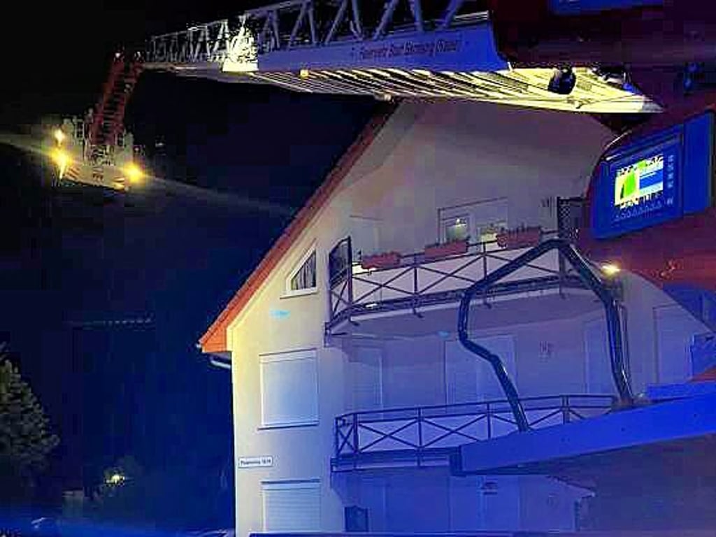 Silvestereinsatz am Bernburger Platanenring. 