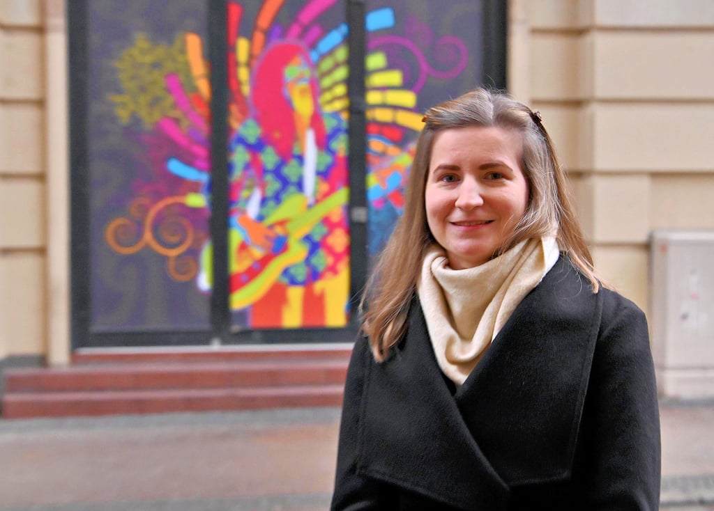 Aila Fassl sitzt im Magdeburger Stadtrat  für die Tierschutzallianz. Wohl fühlt sie sich bei ihren Besuchen in der Musikkneipe Flowerpower im Breiten Weg. 