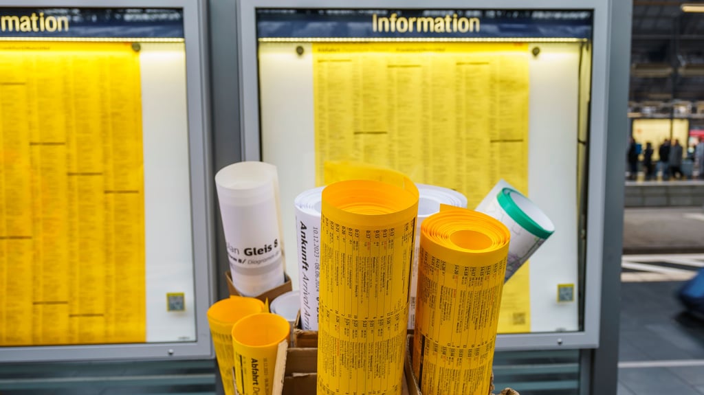 Niemals vergessen: Auch ein neuer Fahrplan kann vertraute Reisegewohnheiten aus dem Tritt bringen.