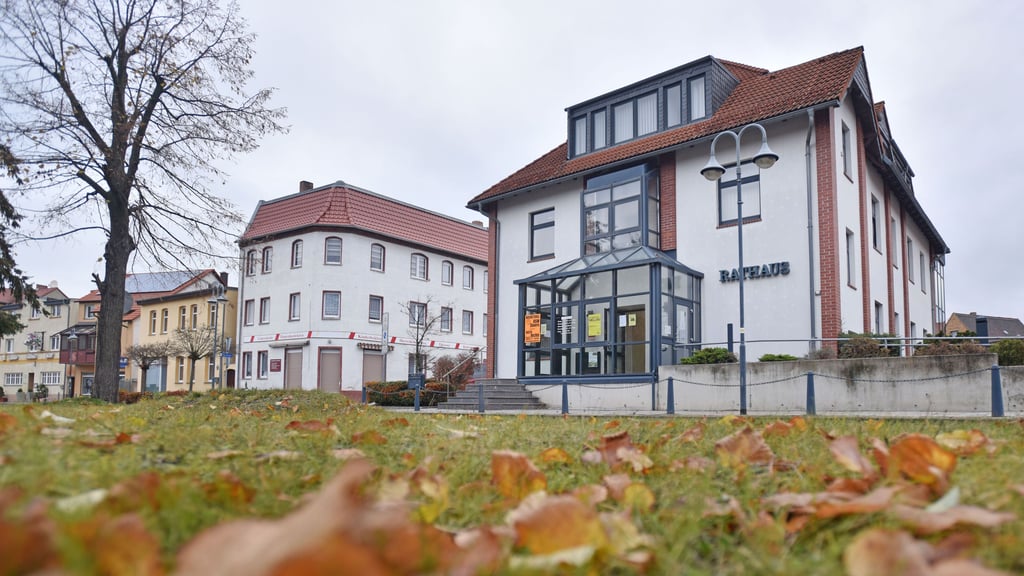 Erledigungen im Rathaus Sandersdorf soll man bald auch von Zuhause machen können. Die Digitalisierung soll er möglich machen.