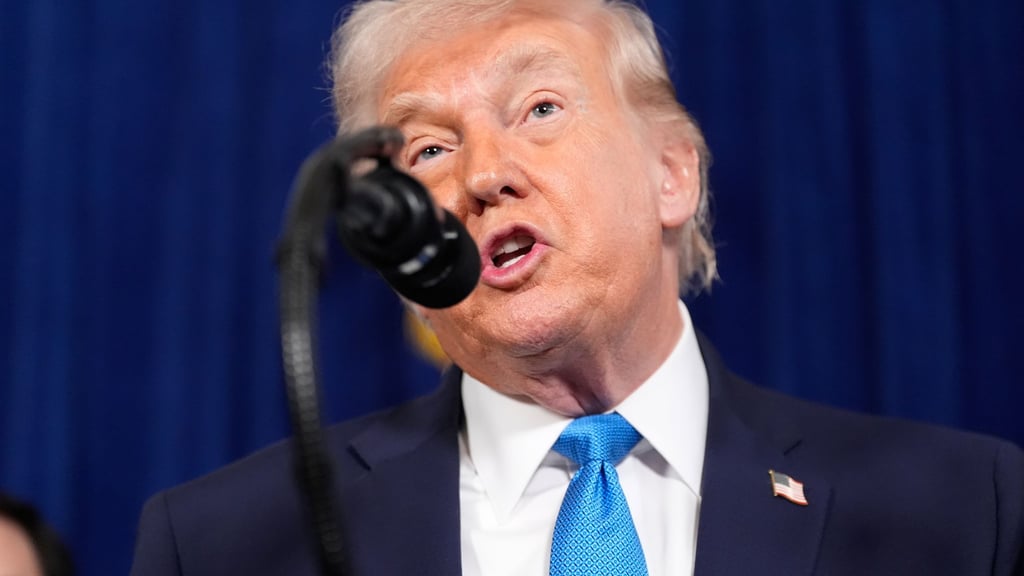 Trump sagt, die USA würden Venezuela so lange führen, bis ein sicherer Machtwechsel stattfinden könne.