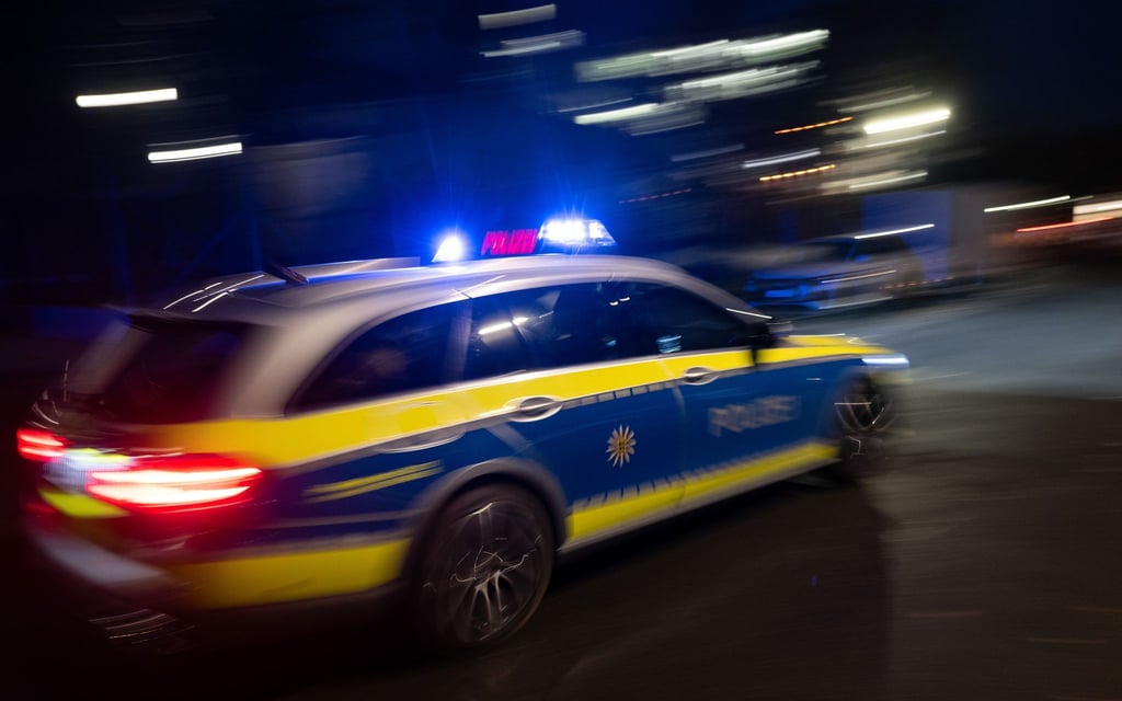 Wegen einer Bedrohung hat es in Dresden einen größeren Polizeieinsatz gegeben. (Symbolbild)