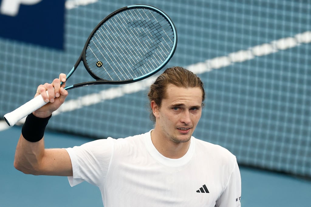 Alexander Zverev bejubelt seinen ersten Sieg im neuen Tennis-Jahr.