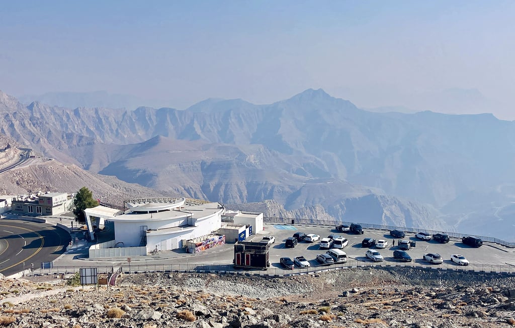 Der Jebel Jais in Ras al Khaimah gilt als das Dach der Emirate. Er hat eine Höhe von beeindruckenden 1.900 Metern.