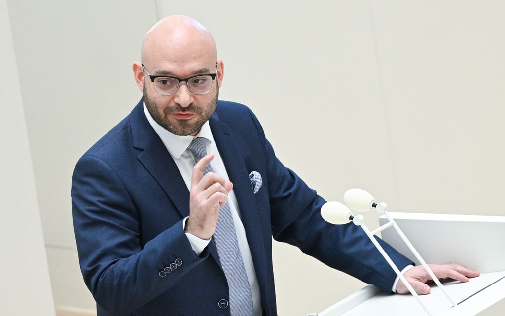 Brandenburgs Innenminister René Wilke (SPD) will die Möglichkeiten der Polizei bei der Fahndung deutlich ausweiten. (Archivbild)