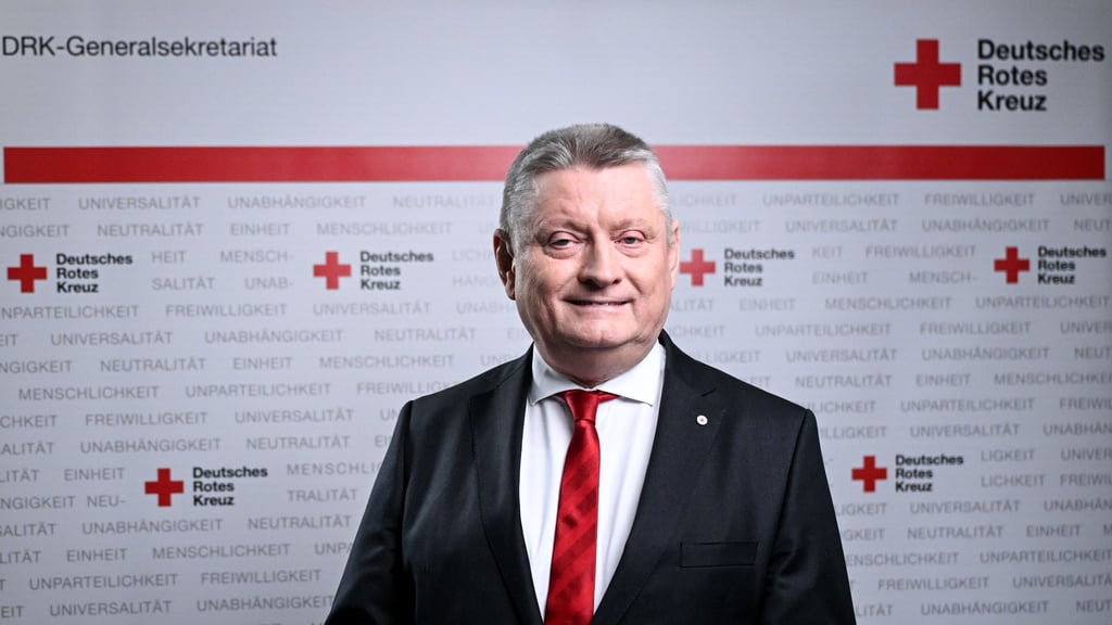 DRK-Präsident Hermann Gröhe fordert mehr Geld für den Bevölkerungsschutz. (Archivbild)