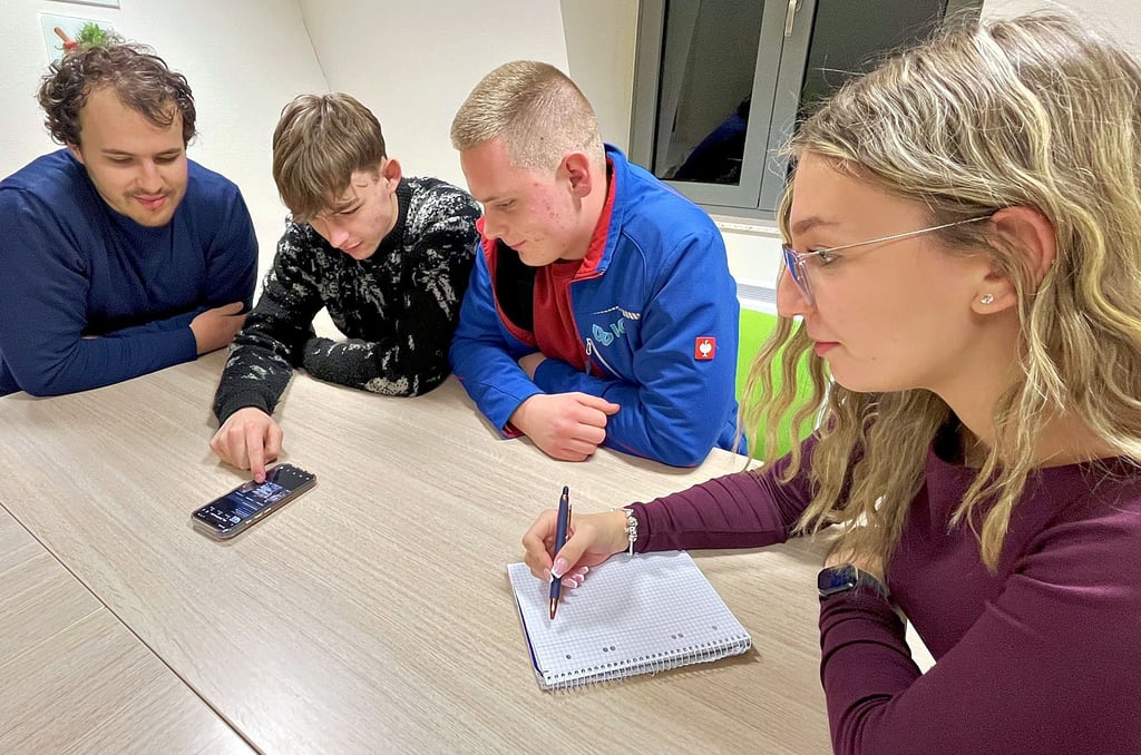 Die Azubis der WGK betreuen seit September 2025 den Instagram-Kanal des Unternehmens: @wg_koethen.de.