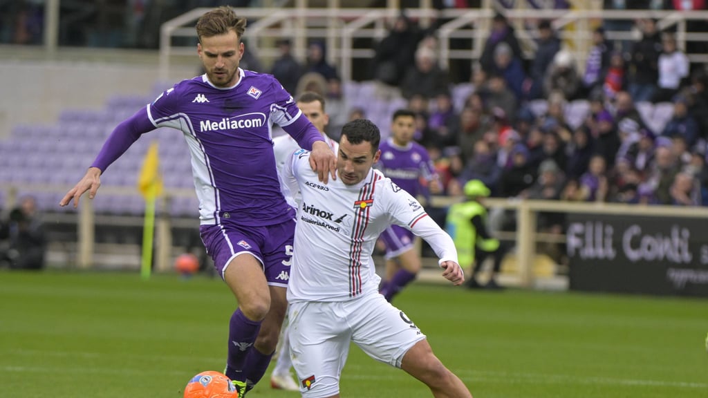 Marin Pongracic (li.) soll bei RB Interesse hervorrrufen.