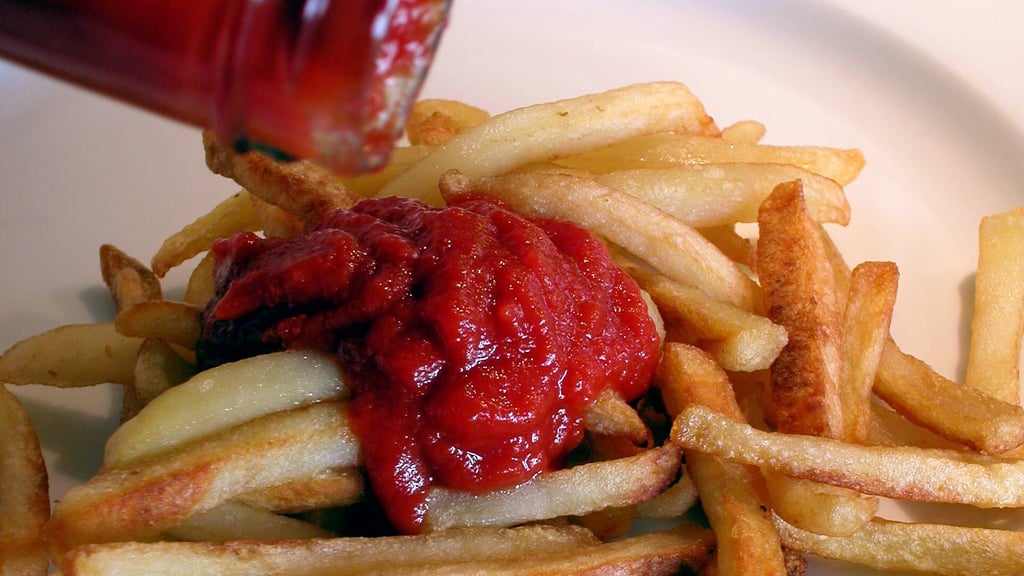 In der Fernsehsendung "ZDF Besseresser" wurden verschiedene Tomatenketchups getestet. Eine Ketchup-Marke aus dem Osten hat dabei überzeugt.