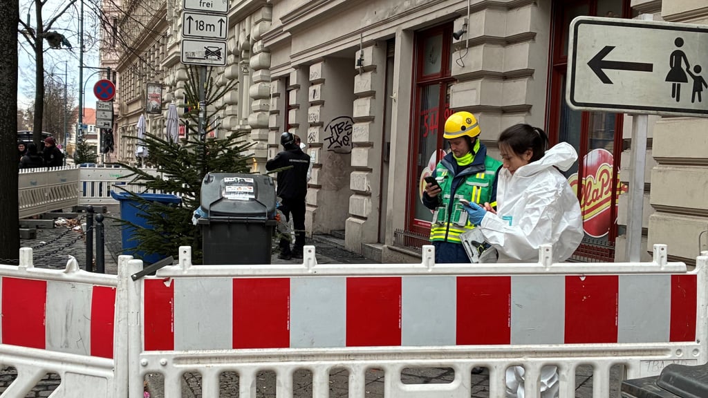 Erste statische sowie kriminaltechnische Untersuchungen hat es in dem Brandhaus in der Sternstraße in Magdeburg gegeben. Kann das Haus bald wieder für die Mieter freigegeben werden?&nbsp;