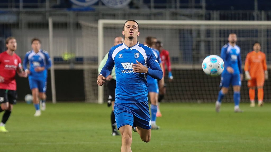 Andi Hoti ist beim 1. FC Magdeburg aussortiert und kann sich im Winter einen neuen Verein suchen.