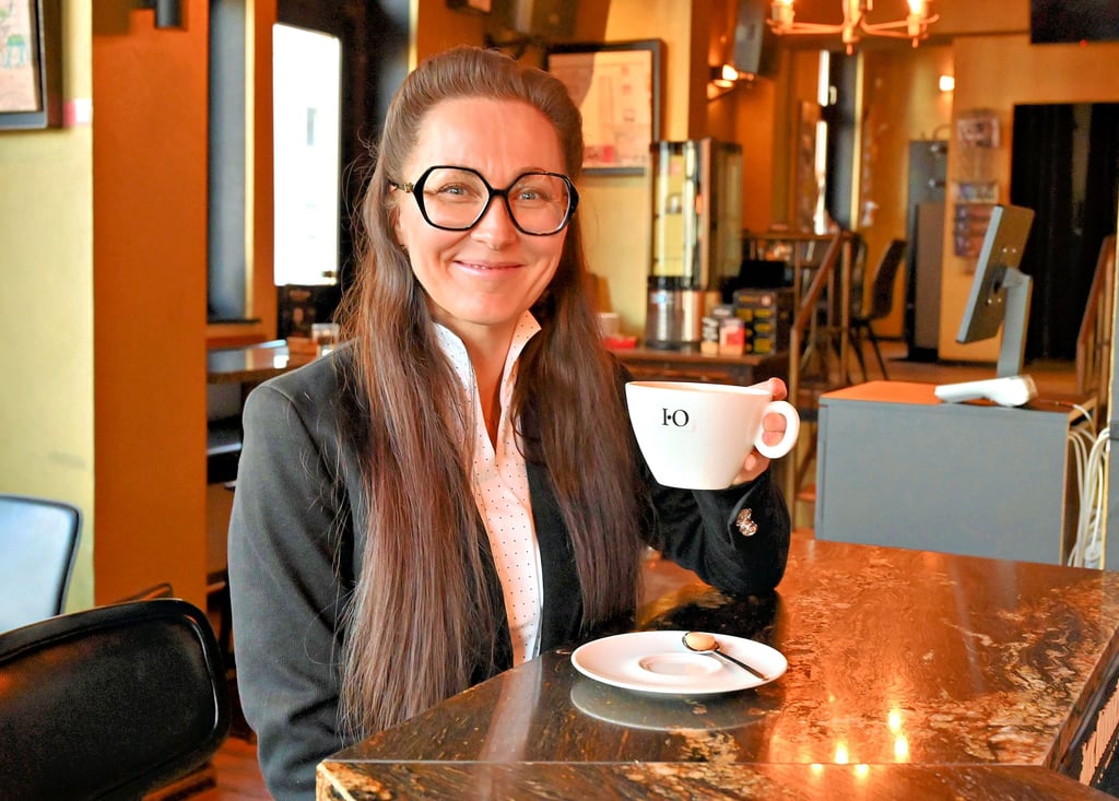 FDP-Stadträtin Kathrin Meyer-Pinger lebt in Stadtfeld-Ost. Das „Amsterdam“ gehört dort zu ihren Lieblingsorten.