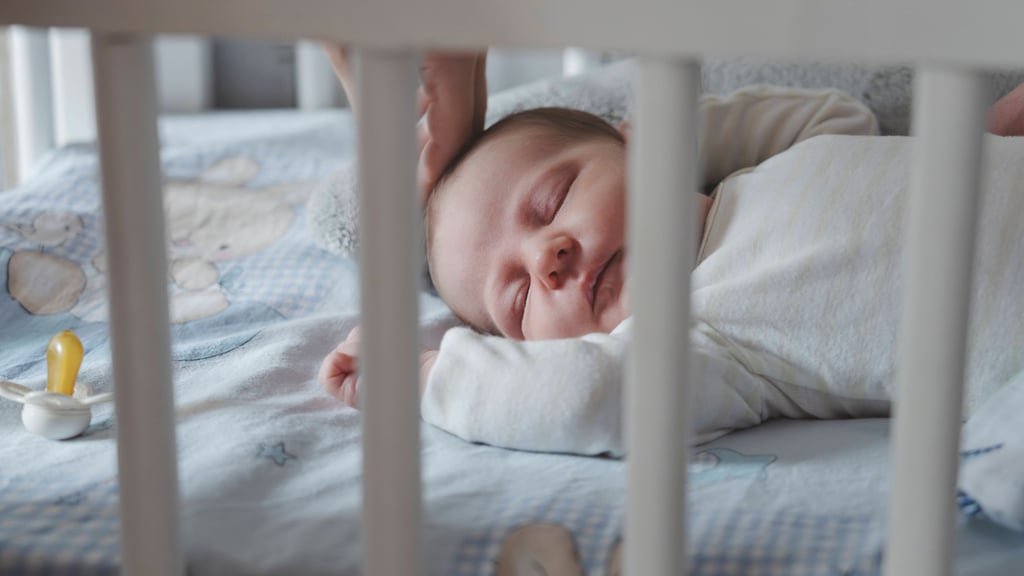 Sechs neue Erdenbürger haben in 2026 als Neujahrsbabys in Sachsen-Anhalt das Licht der Welt erblickt.