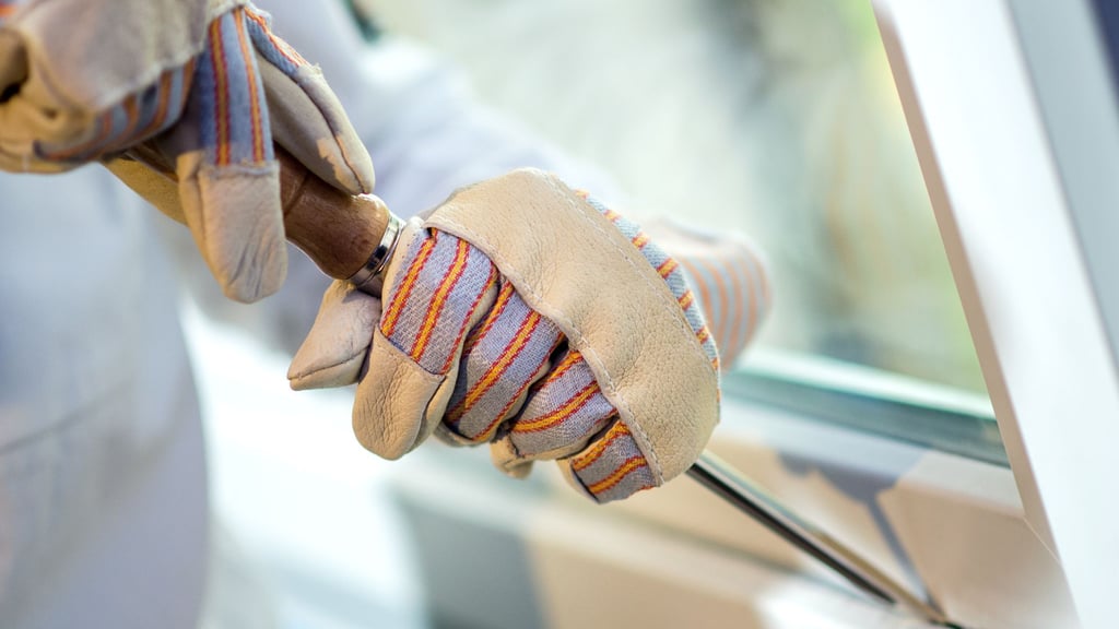 Ein Mann ist nach einem Einbruch in einen Bremer Imbiss eingeschlafen. (Symbolbild)