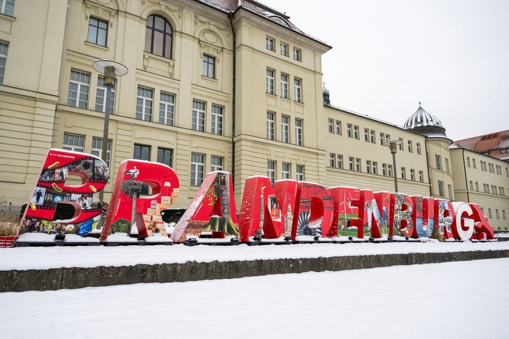 Brandenburgs Landesregierung will weniger Bürokratie.
