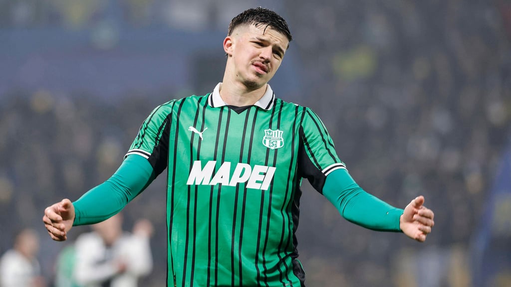 Tarik Muharemovic spielt für US Sassuolo.