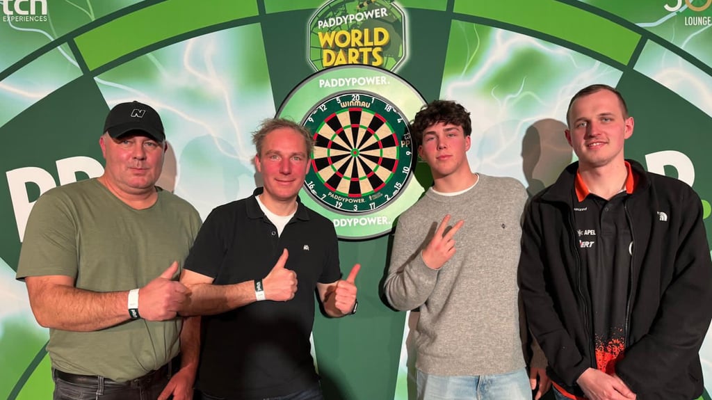 Mit seinem Onkel, Vater und Cousin machte sich Luca Schröder (rechts) am 27. Dezember auf dem Weg nach London.