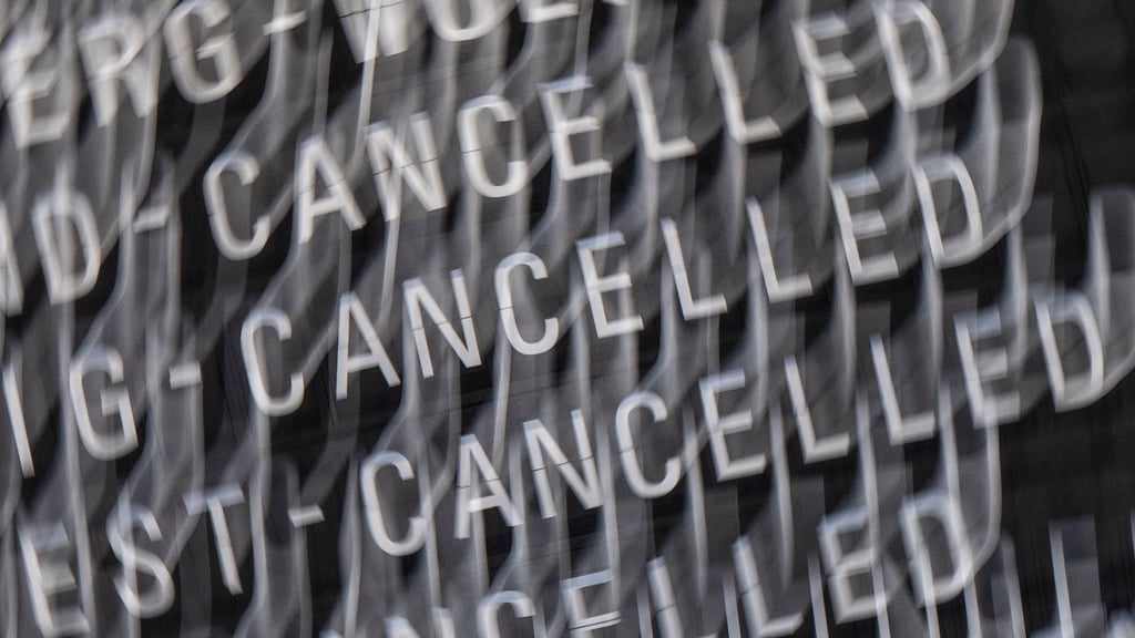 Im vergangenen Jahr sind weniger Beschwerden bei der Schlichtungsstelle Reise und Verkehr eingegangen. (Archivbild)