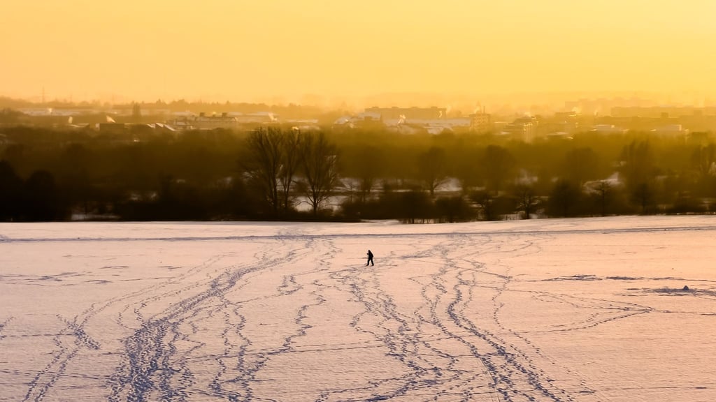 Die Schneelandschaft in Niedersachsen hält sich weiterhin.