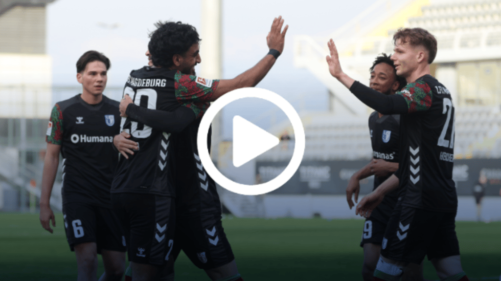 Laurin Ulrich für den 1. FC Magdeburg am Ball im Testspiel gegen den FC Winterthur in Antalya.