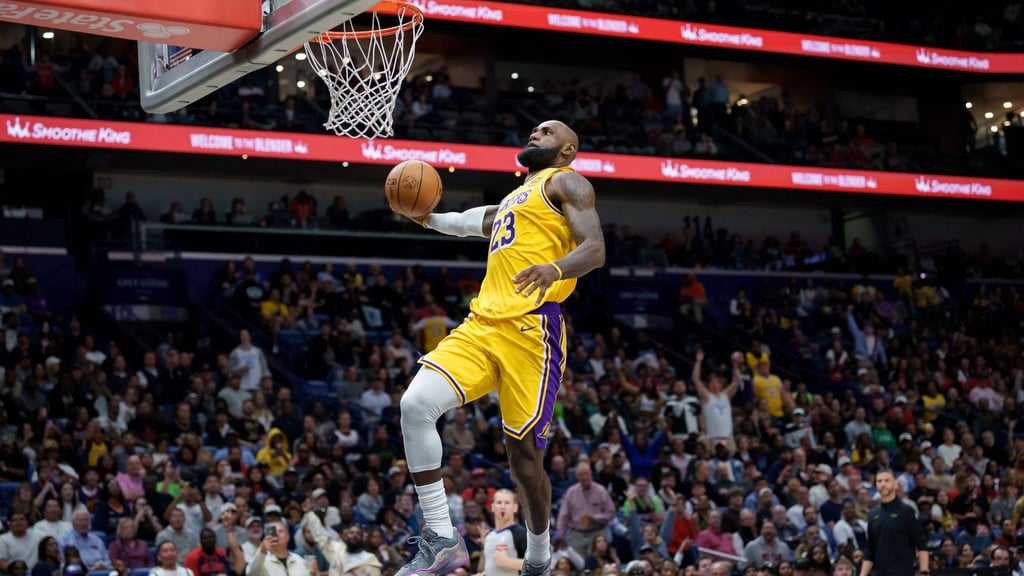 LeBron James hatte spektakuläre Szenen beim Sieg in New Orleans.