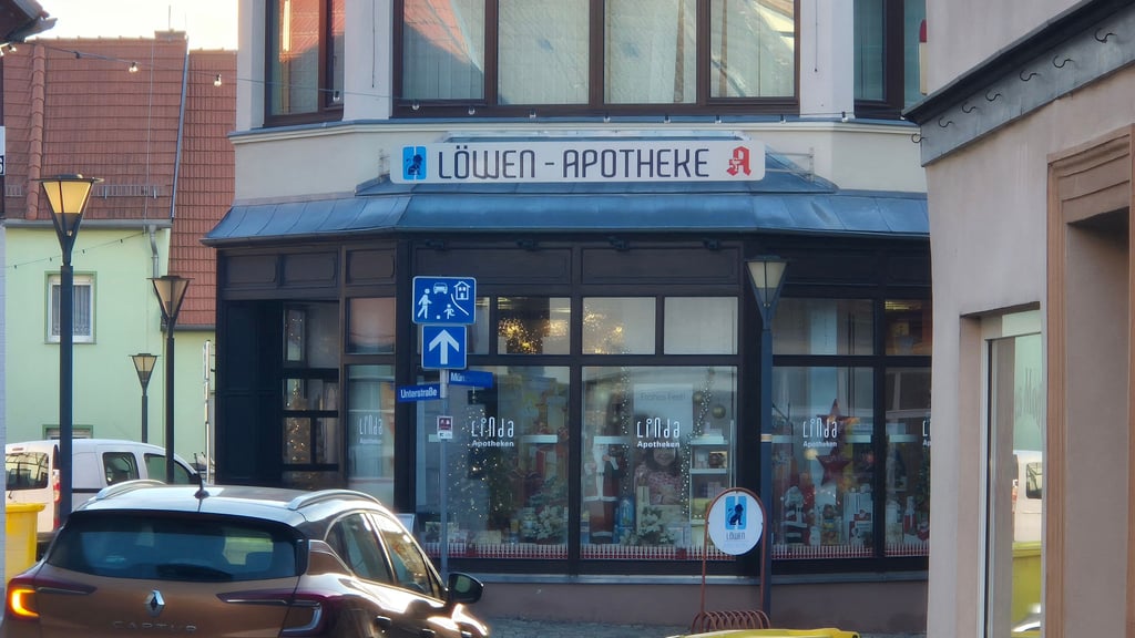 Die Löwen-Apotheke in Harzgerode hat seit Beginn des Jahres 2026 eine neue Inhaberin. 