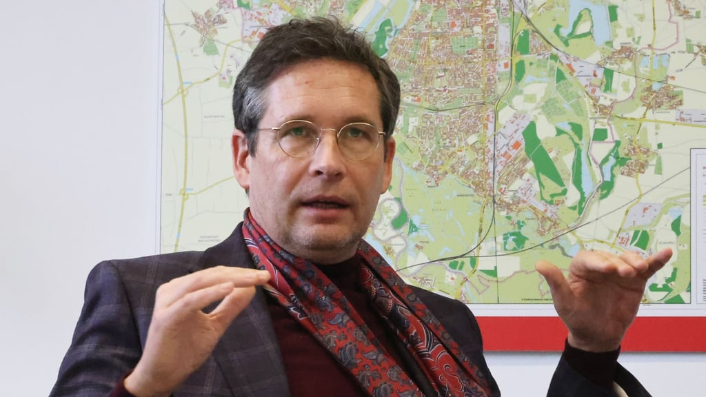 Halles Oberbürgermeister Alexander Vogt (parteilos): Gerät er durch den Fall Großer jetzt selbst unter Druck?