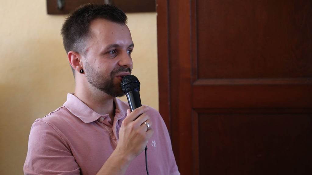 Alexander Herbst ist seit Juli 2024 Ortsbürgermeister von Satuelle.