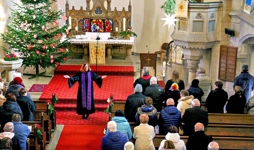 Der letzte Gottesdienst von Pfarrerin Christin Ostritz in der Lutherkirche Bad Kösen. Ab 1. Februar wirkt sie in Berlin.