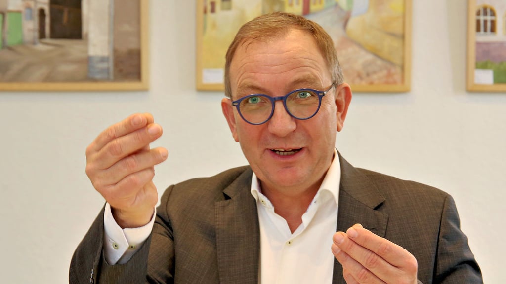 Der Landrat des Salzlandkreises, Markus Bauer, im Jahresinterview mit der Mitteldeutschen Zeitung.