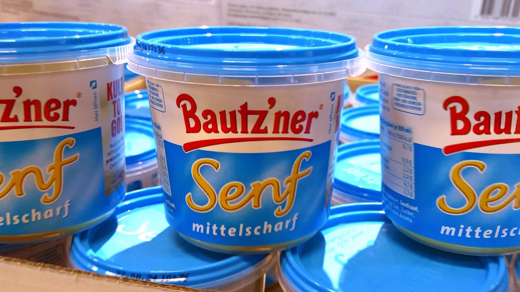 Der mittelscharfe Bautz’ner Senf ist bis heute die beliebteste Sorte der Marke.