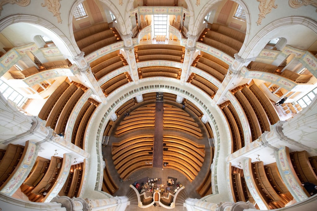 Die Dresdner Frauenkirche bleibt in der kommenden Woche wegen Wartungsarbeiten geschlossen. (Archivbild)