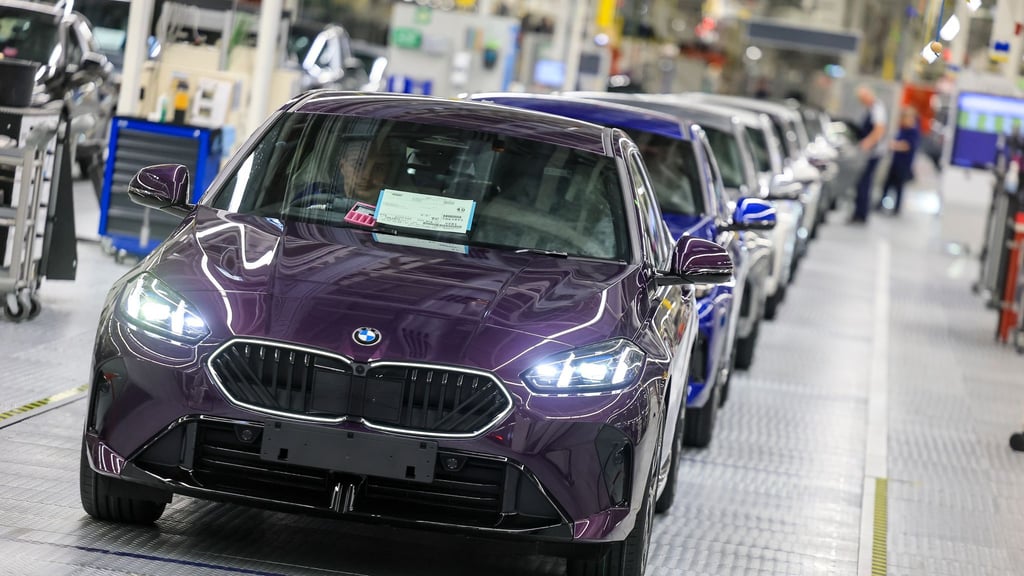 BMW hat in Deutschland mehr als eine Million Autos gebaut. (Archivbild)