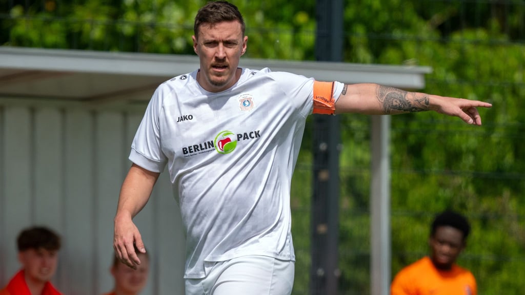 Max Kruse muss noch ein bisschen trainieren für sein Debüt bei der TuS Dassendorf. (Archivbild)
