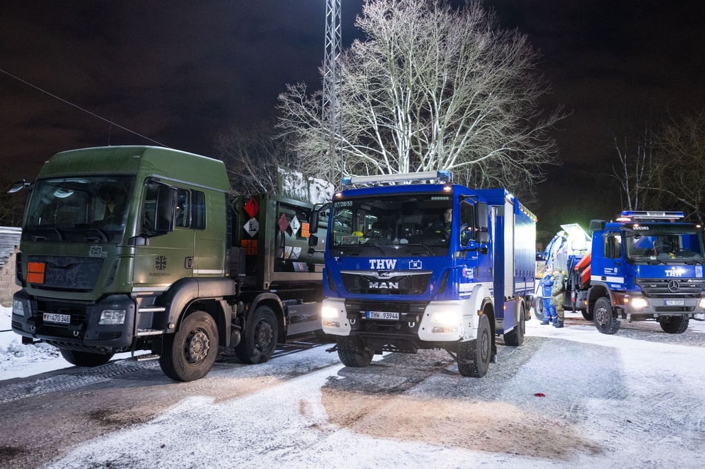 Beim großflächigen Stromausfall in Berlin sind THW und Bundeswehr im Einsatz.