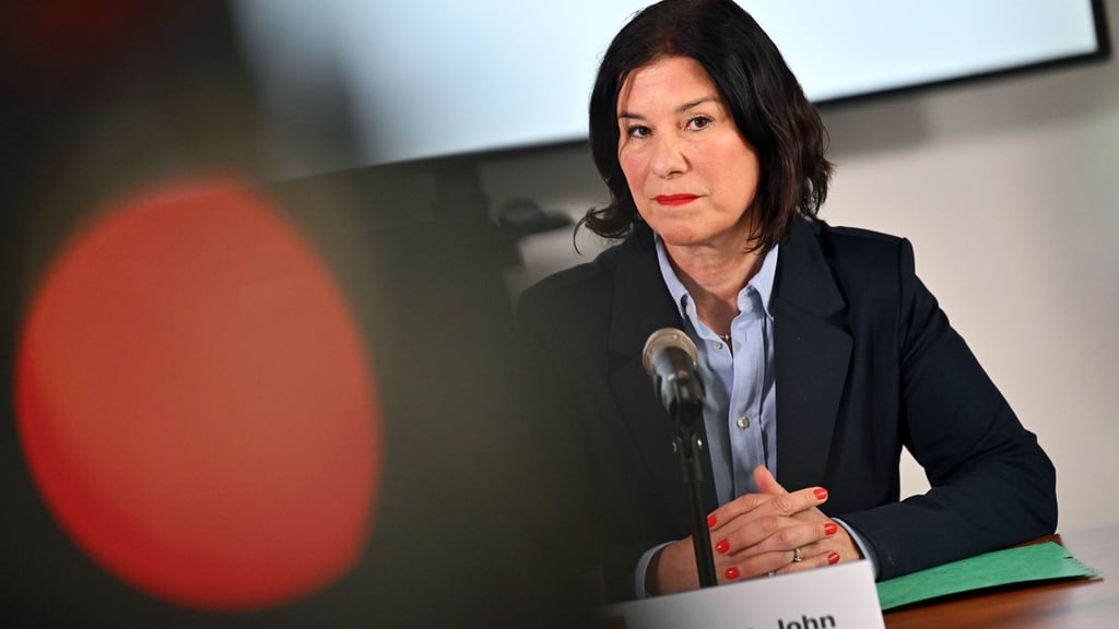 Ministerin Boos-John hat nach der angekündigten Schließung des Zalando-Logistikzentrums in Erfurt ein Gespräch mit dem Unternehmen und der Stadt angekündigt. (Archivbild)