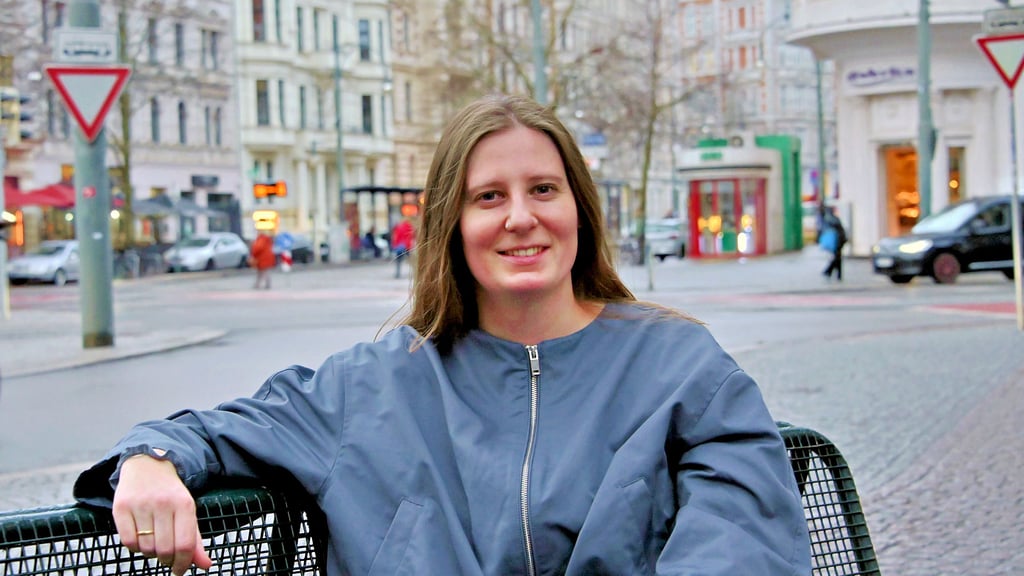 Madeleine Linke sitzt im Magdeburger Stadtrat für die Fraktion Grüne/Future!. Einer ihrer Lieblingsplätze in der Altstadt ist der Hasselbachplatz.