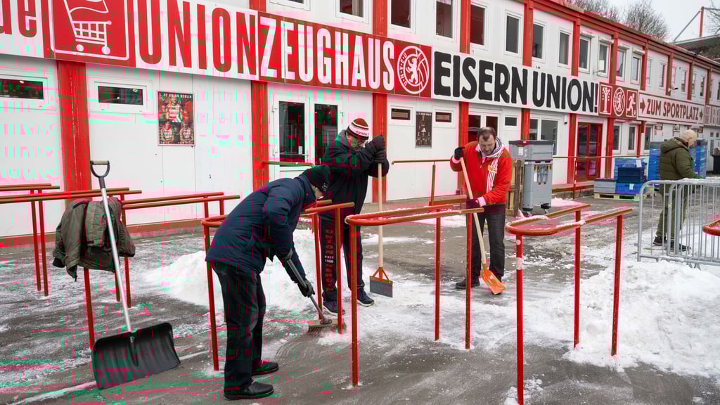 Die Union-Fans helfen mit.