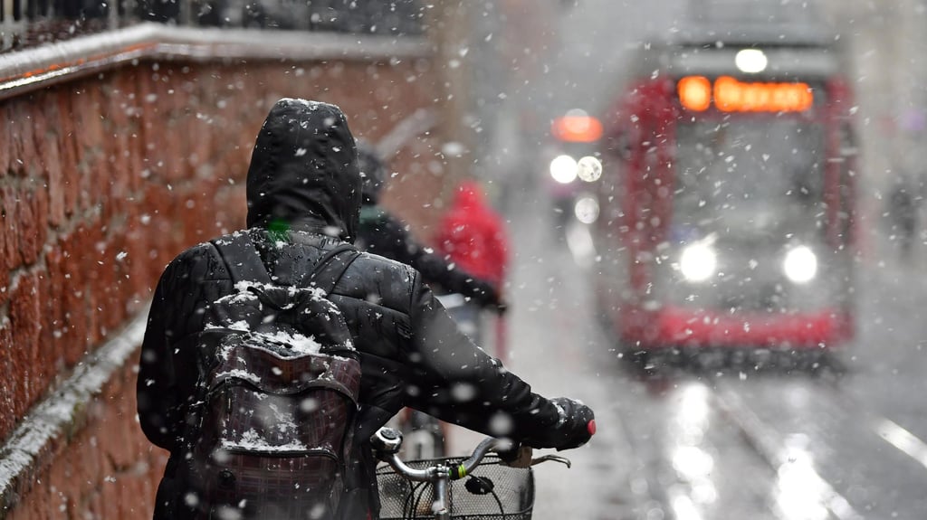 Am Freitag fällt bis zu zehn Zentimter Neuschnee. Es ist mit kräftigen Schneeverwehungen zu rechnen. 