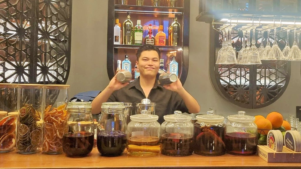 Hoyn Ho hat in Wittenberg das Restaurant „Hoshi Dang“ eröffnet. Der Gastronom hat ein Faible für kreative Getränke.