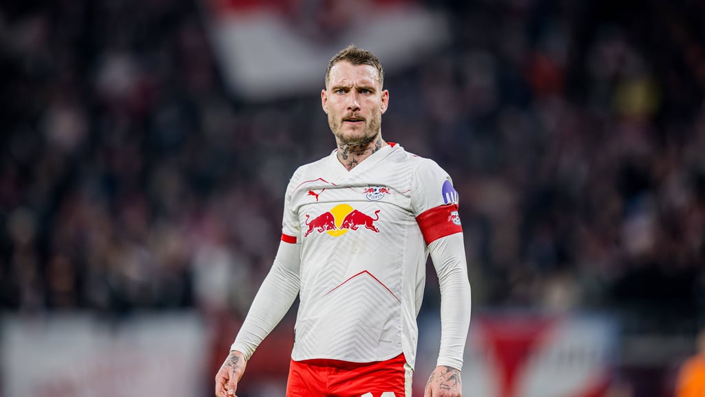 David Raum steht bei RB als Kapitän auf dem Platz.