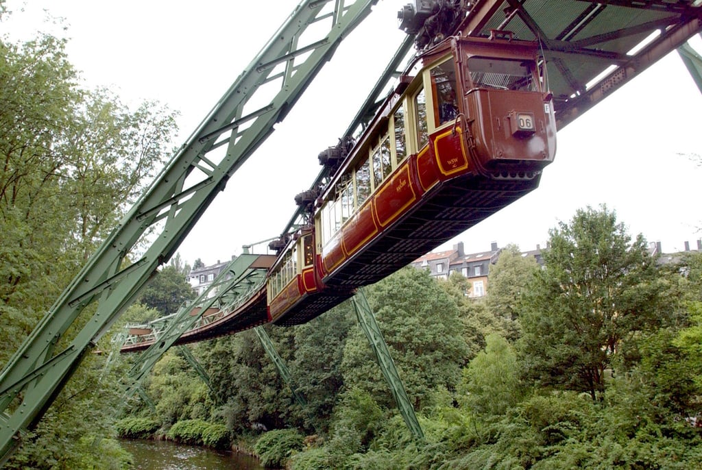 Der sogenannte Kaiserwagen der Wuppertaler Schwebebahn. (Archivbild)